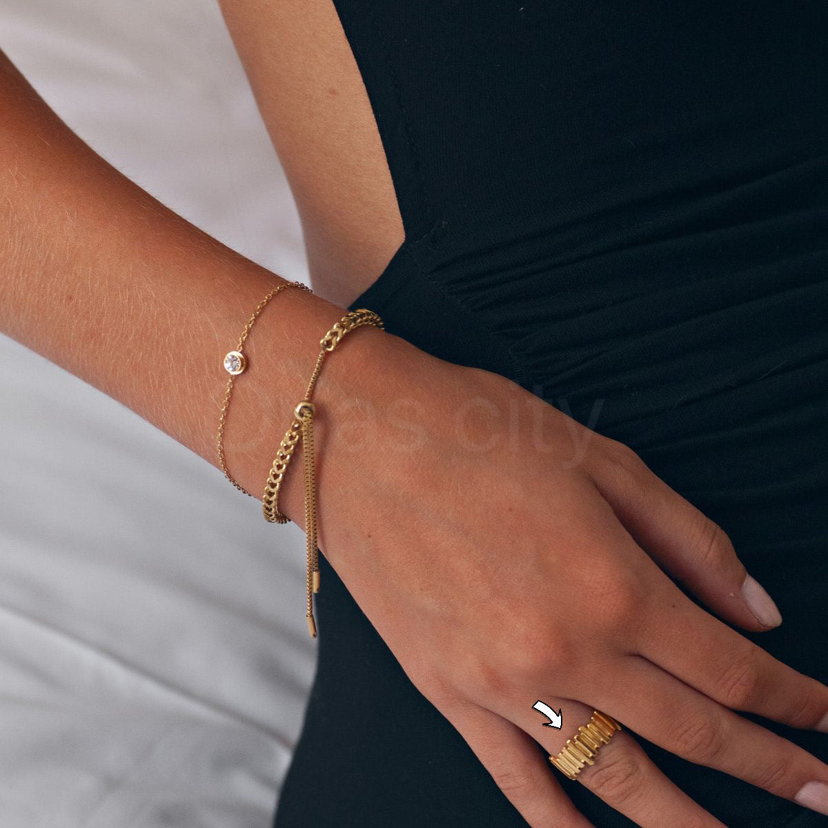 QUEEN RING (free size)