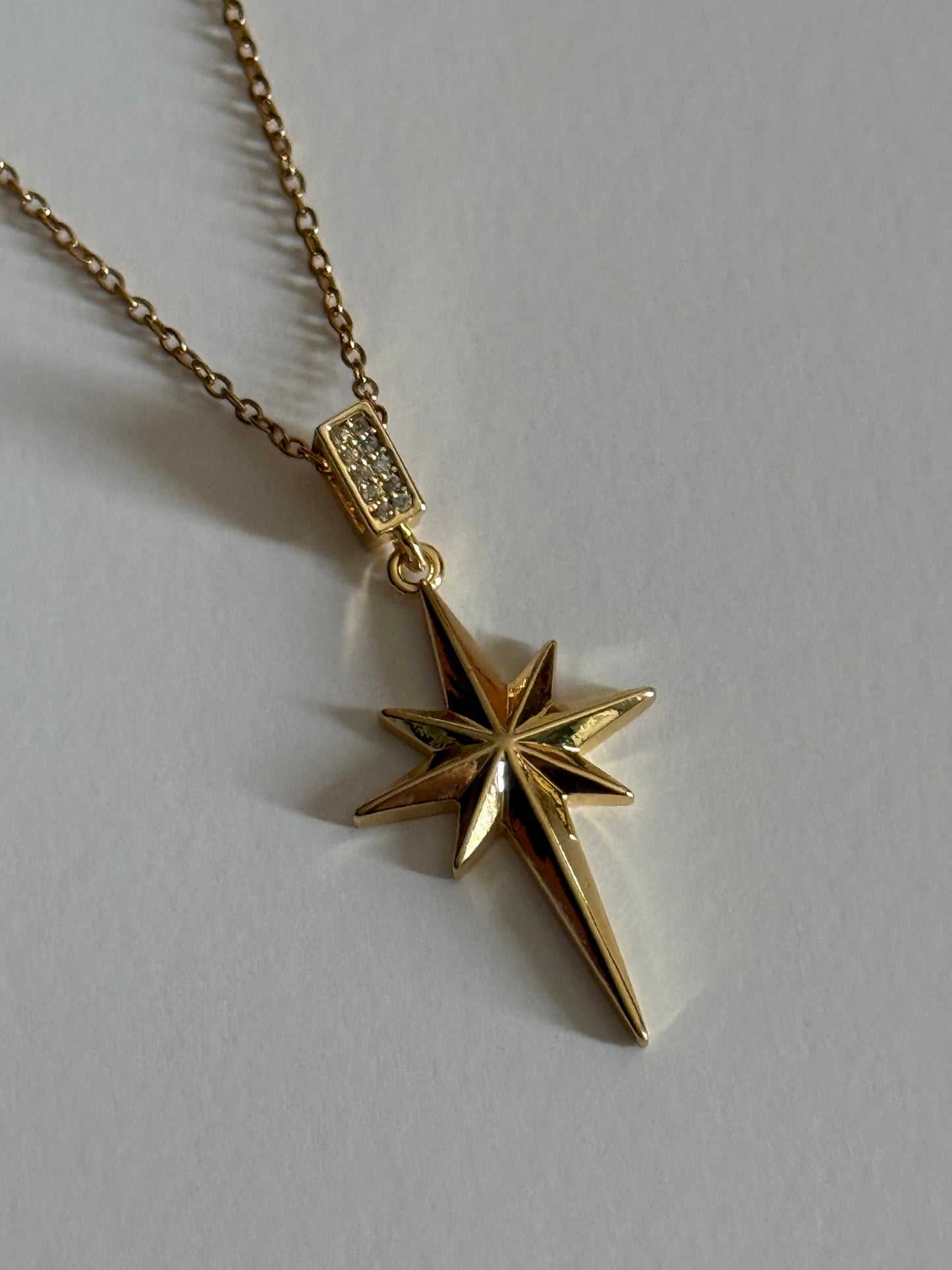 GOLD SPARKLE NECKLACE