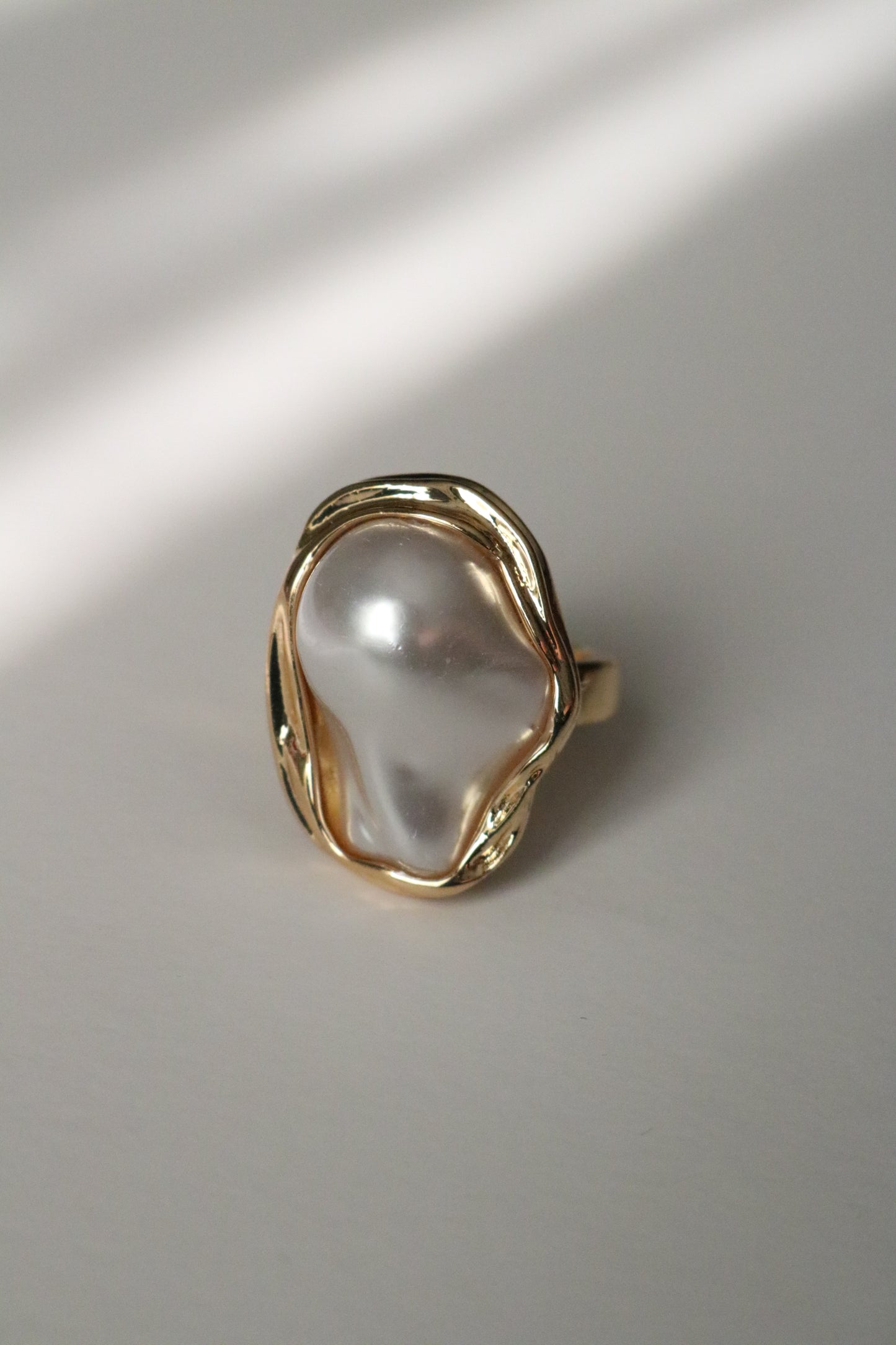 IRREGULAR PEARL RING ( Free size )