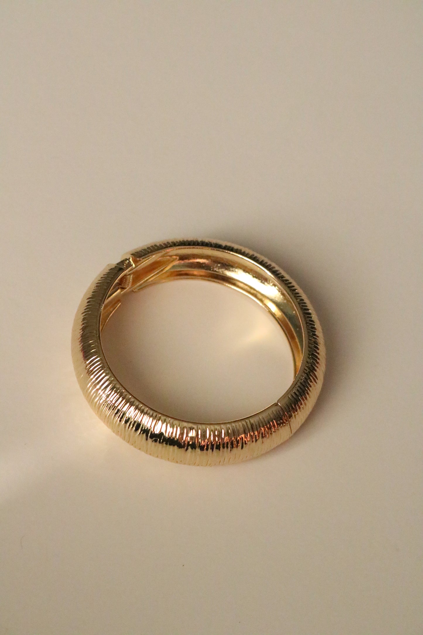 GOLDEN DUSK BANGLE