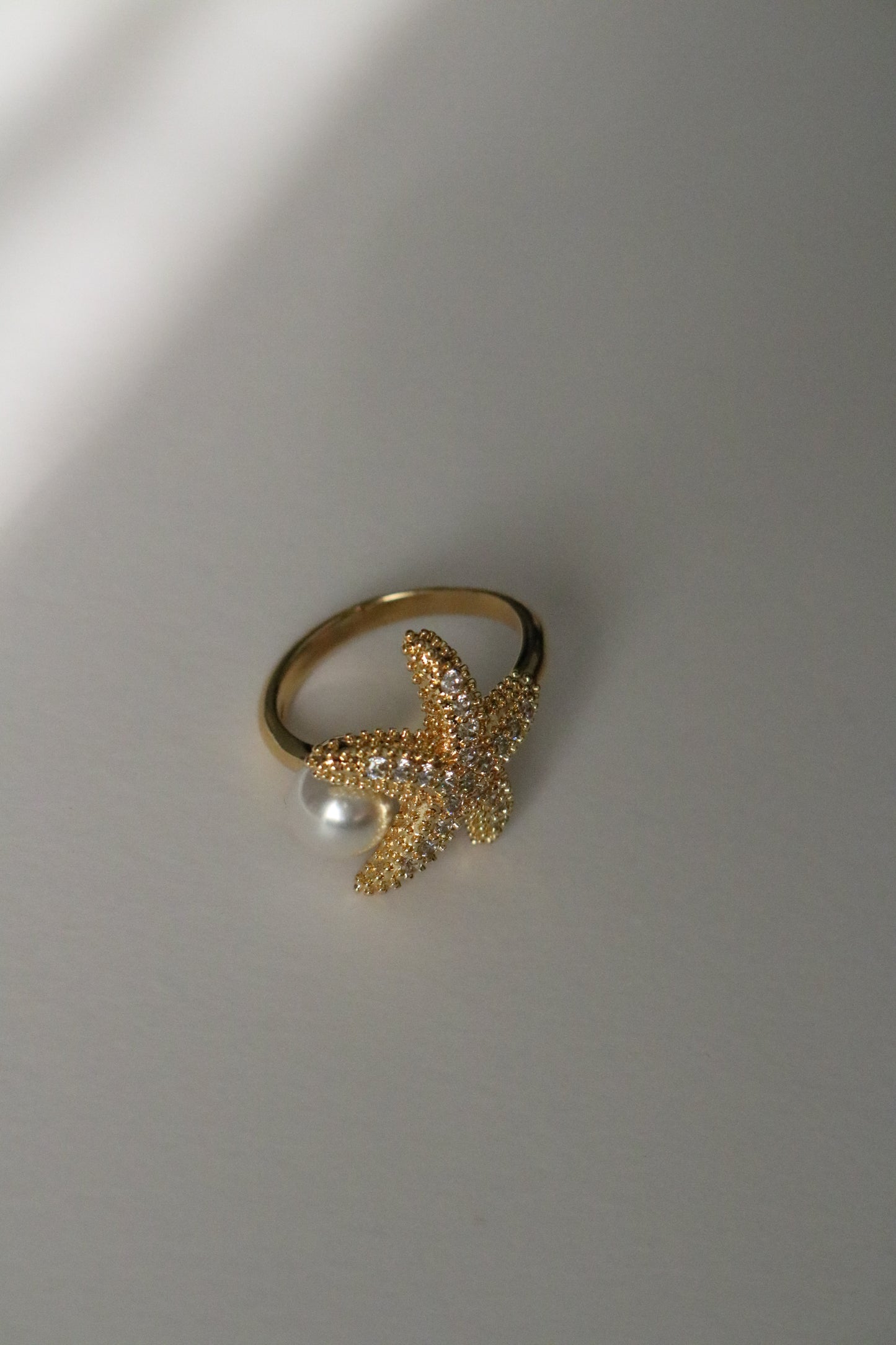 PEARL STAR-FISH RING ( Free size )