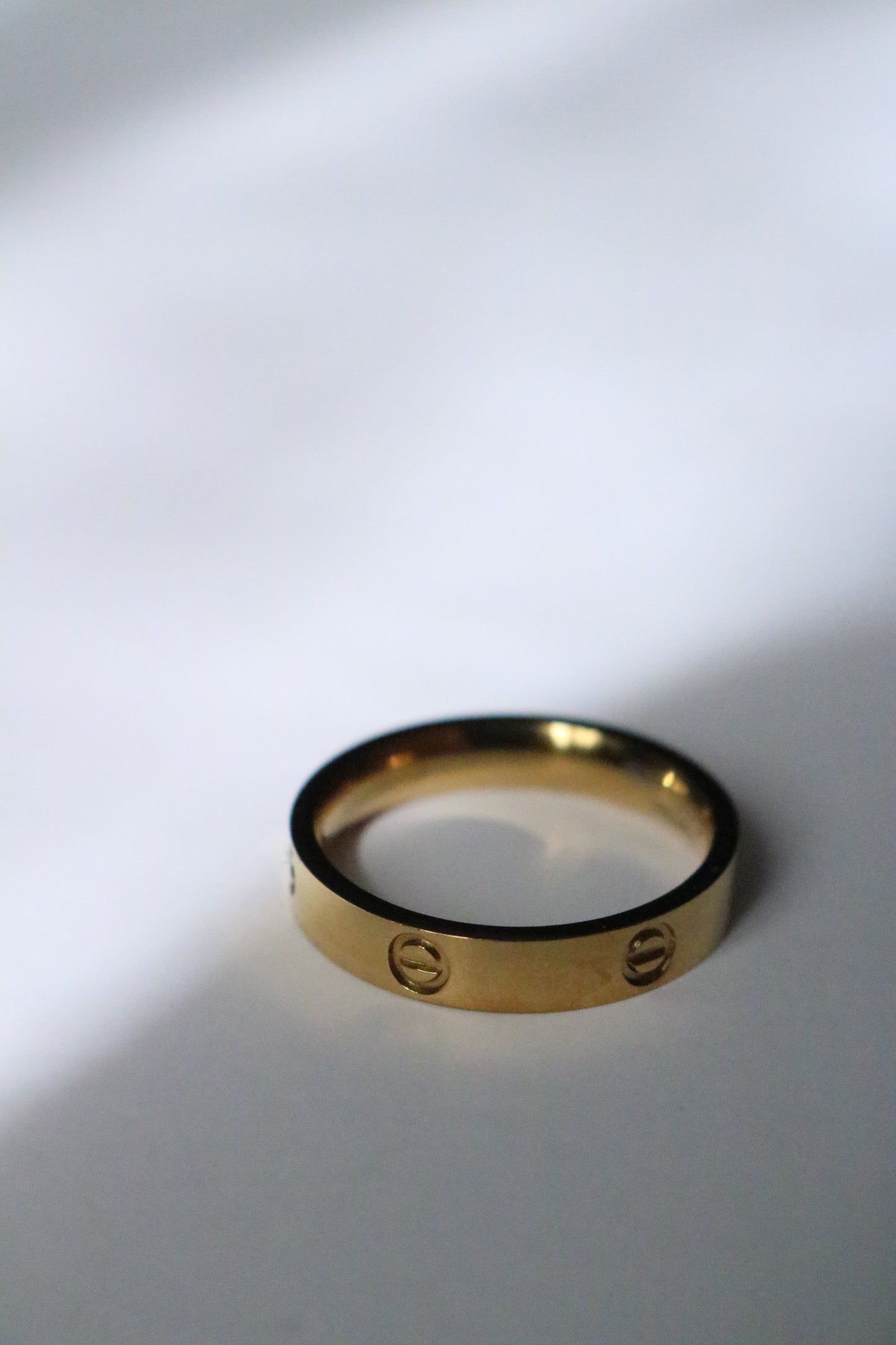 LOVE BAND RING
