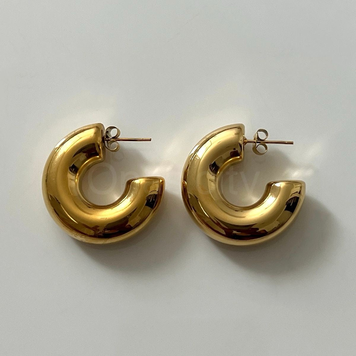 THE CHUNKY HOOPS