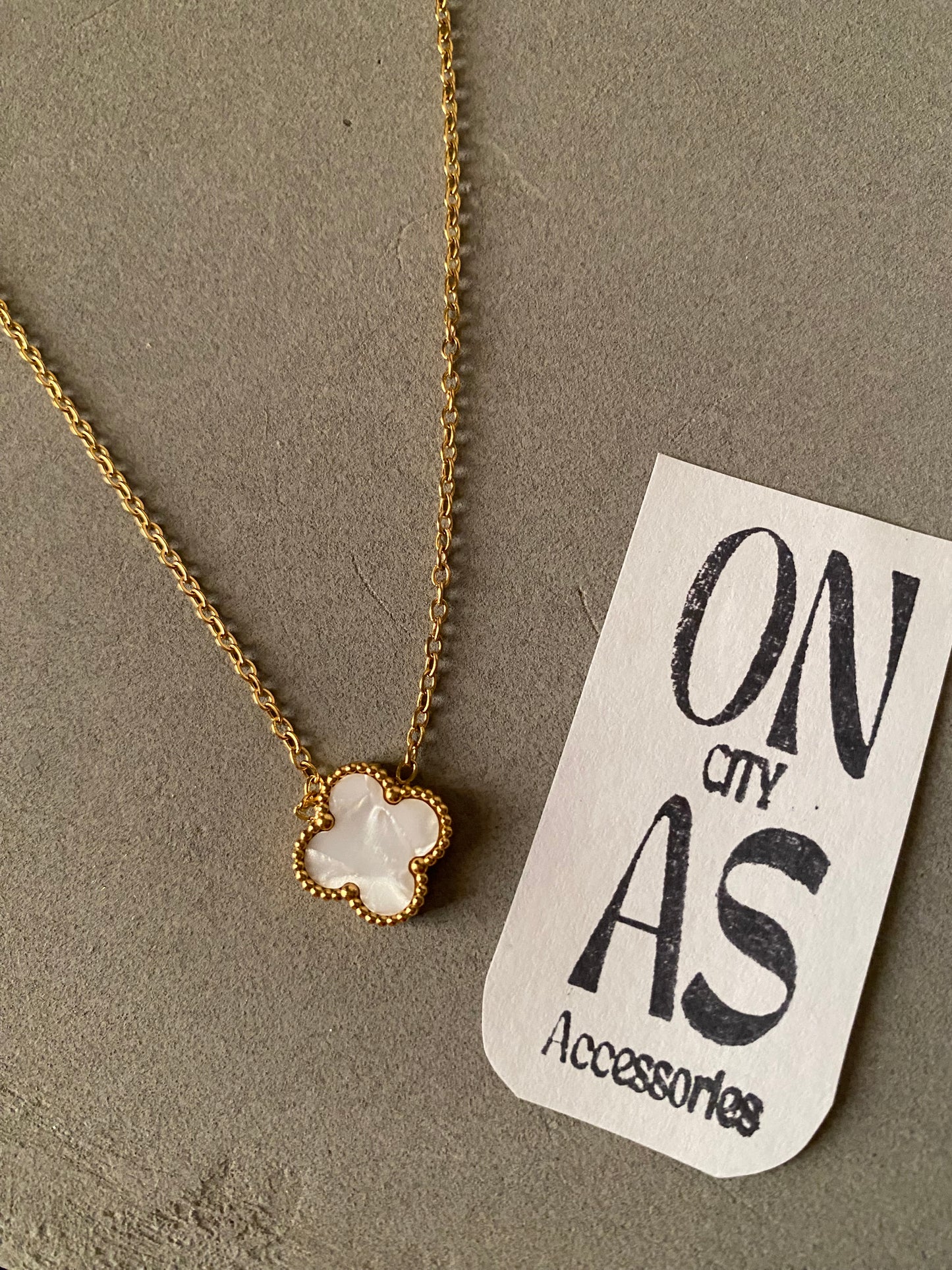 WHITE LUCKY NECKLACE