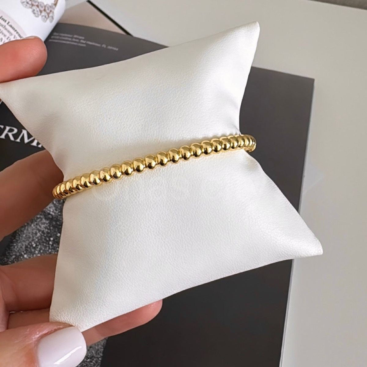 BEAD BRACELET