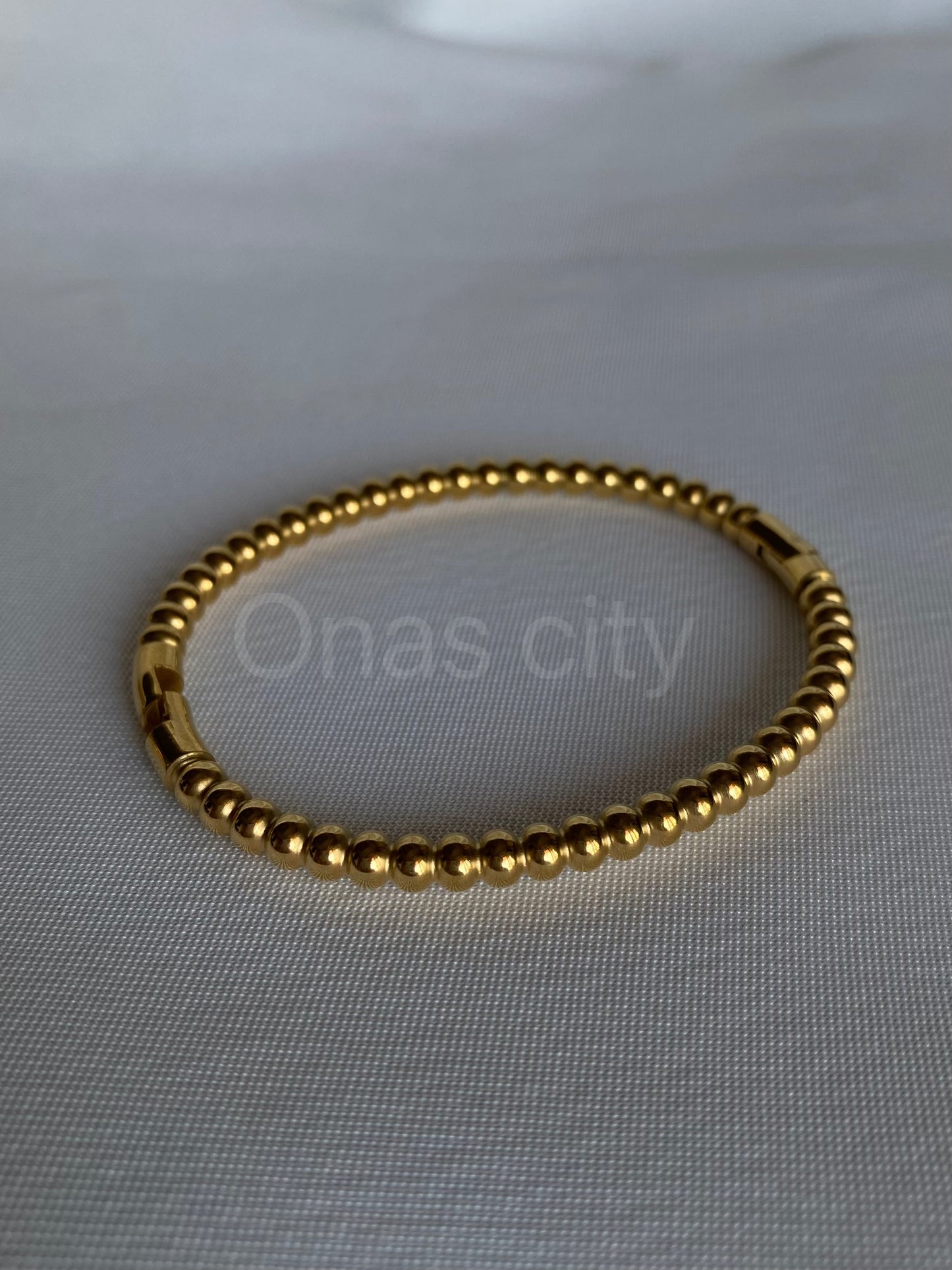BEAD BRACELET