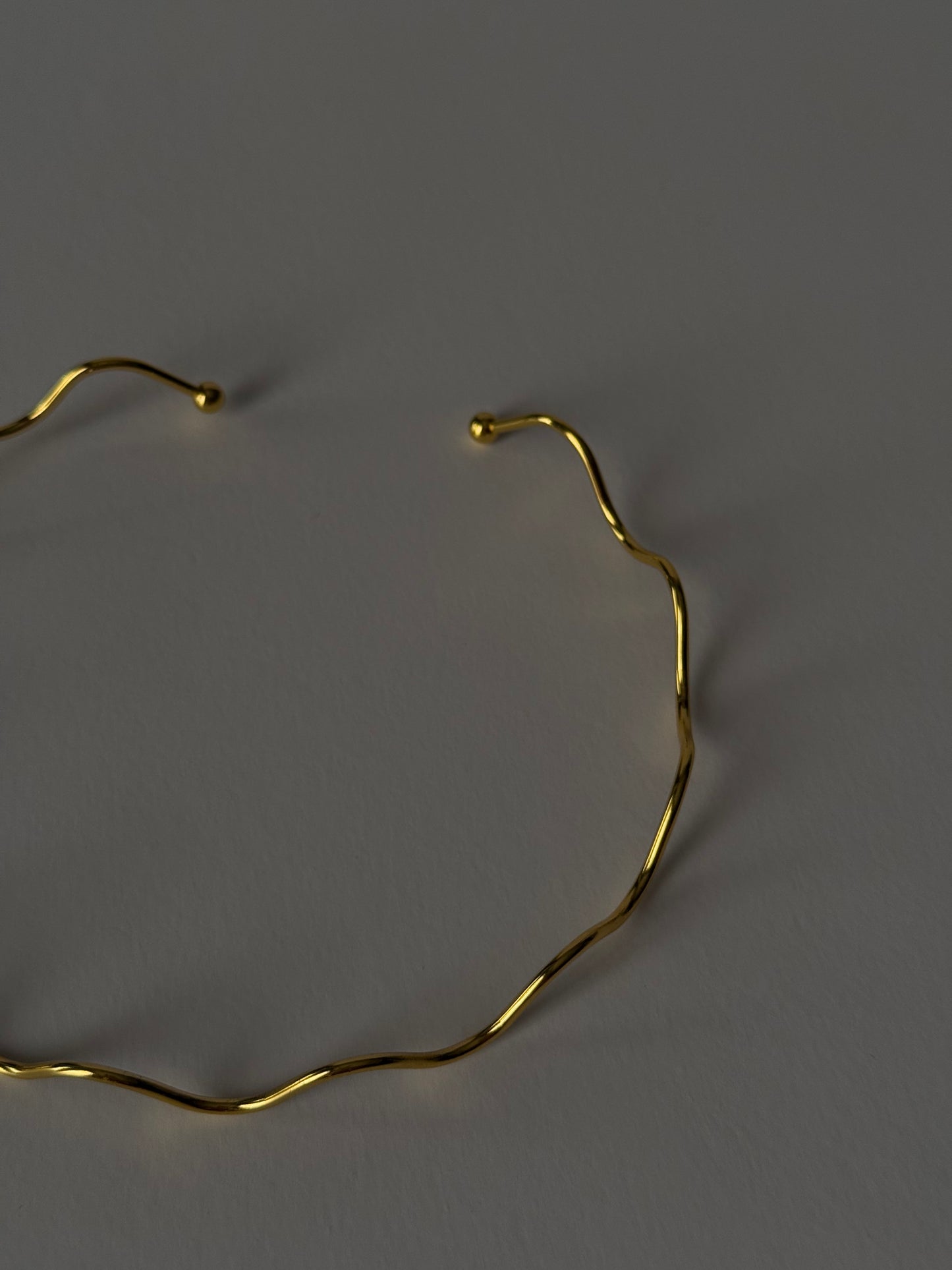 WAVES CHOKER