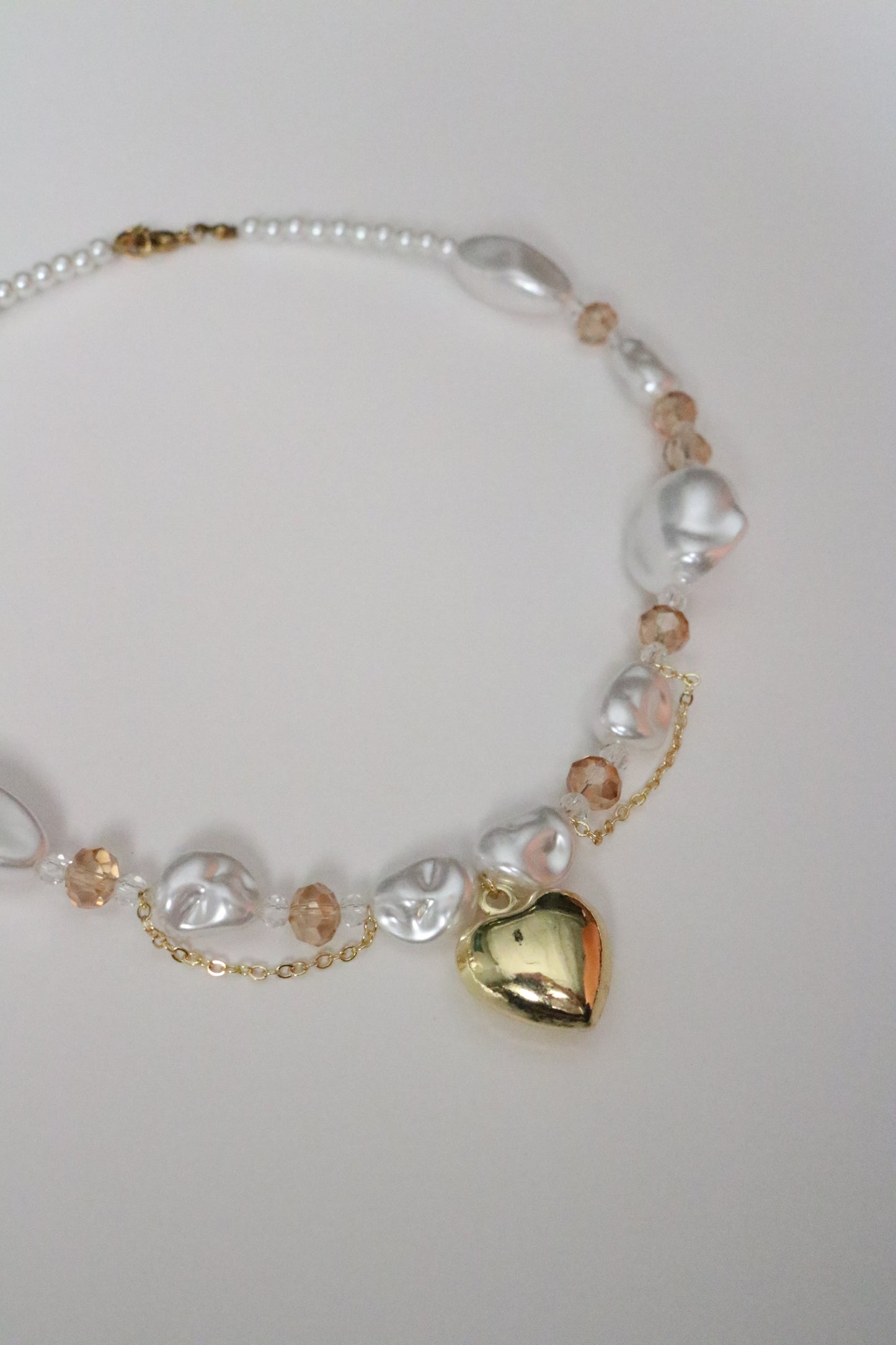 HEART PEARL CHOKER
