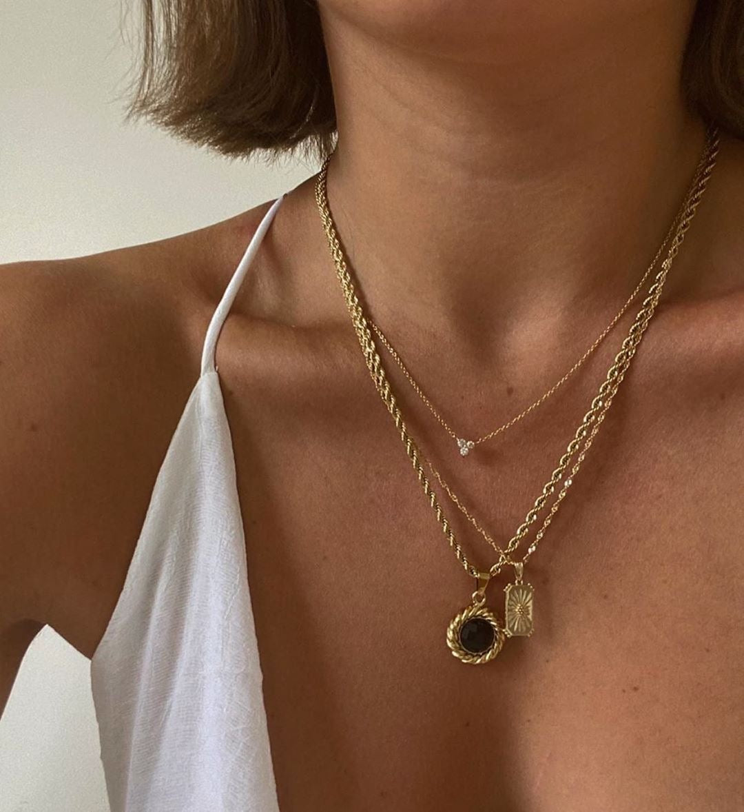 VALERINA NECKLACE