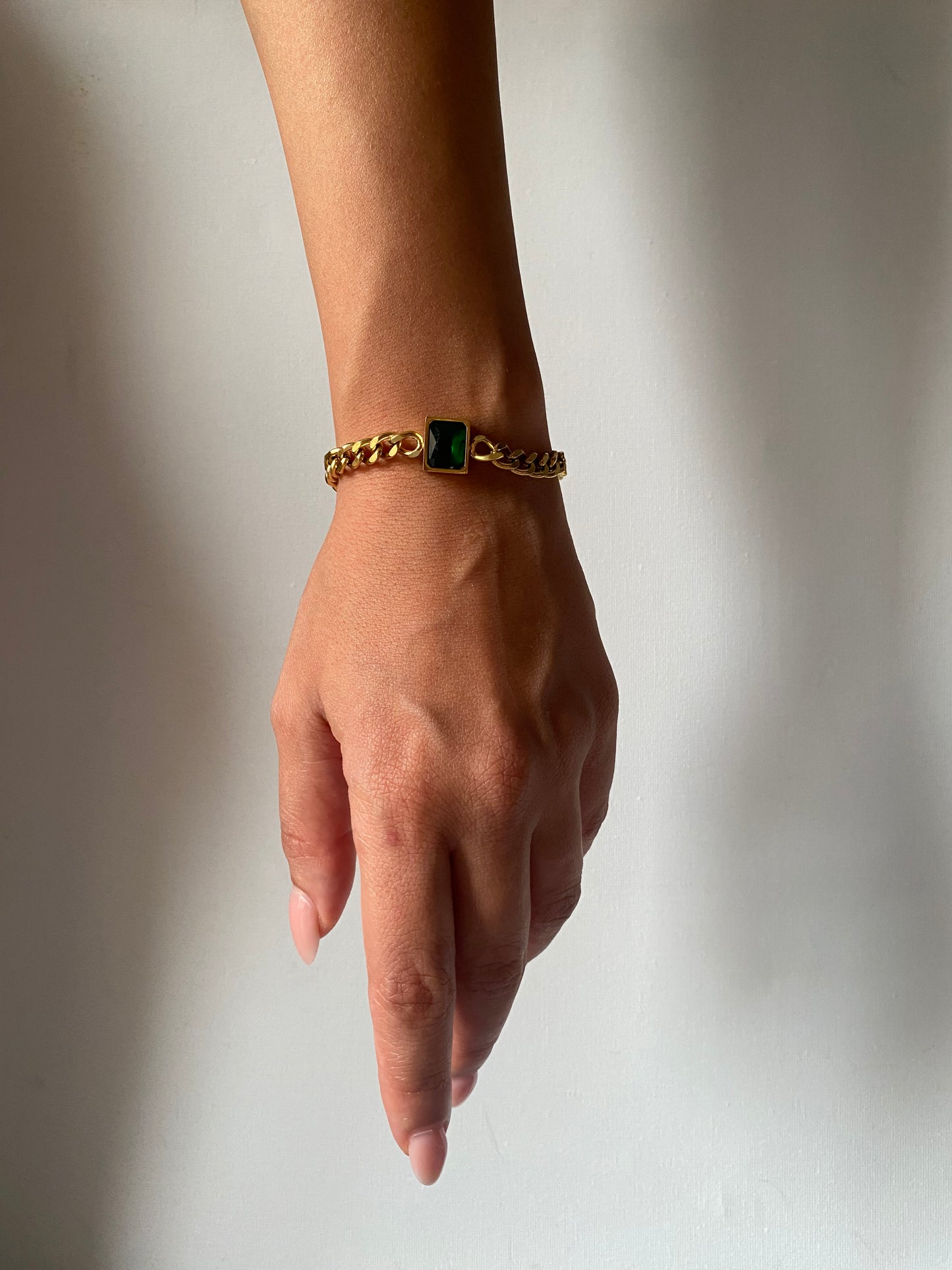 EMERALD GREEN BRACELET