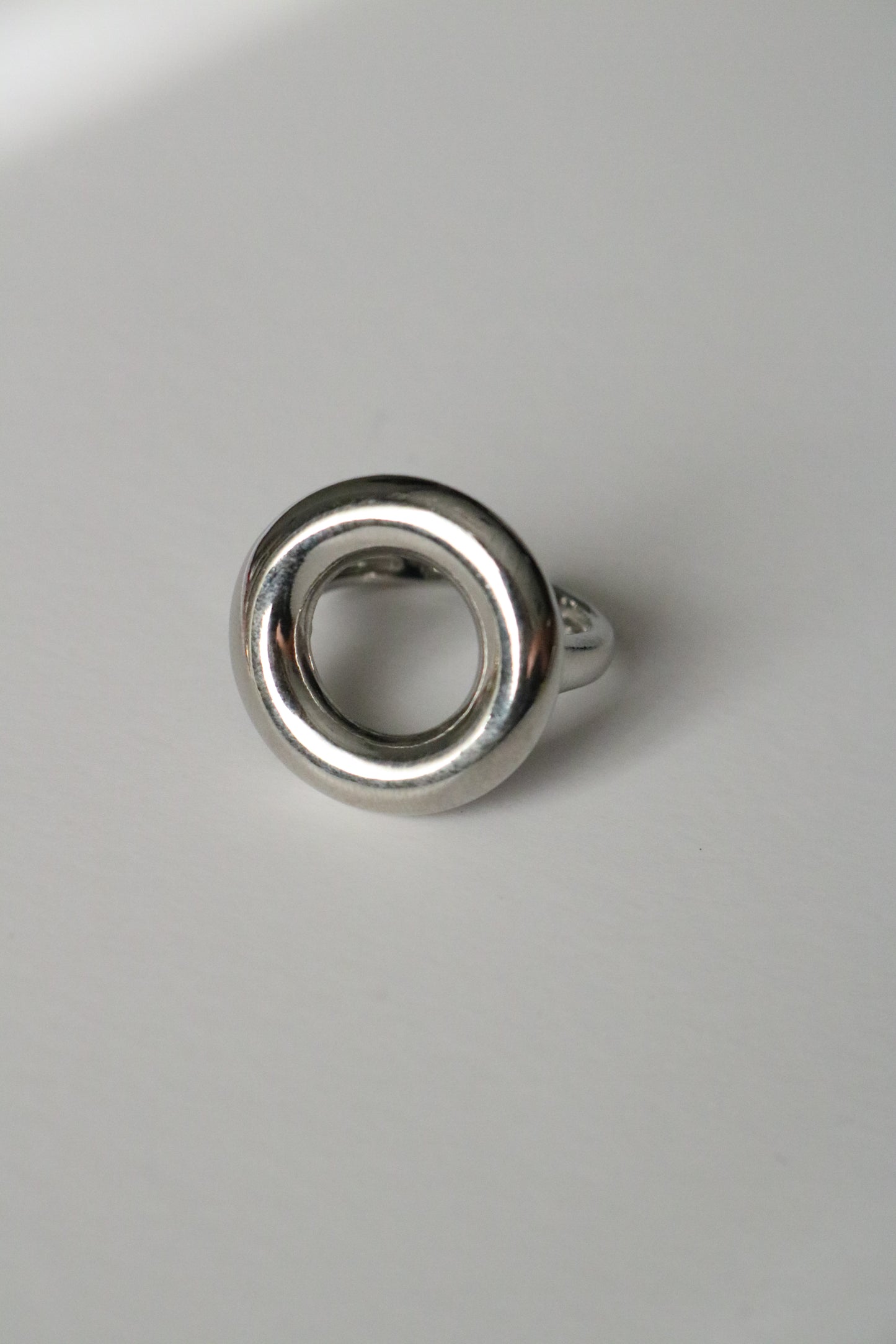 CIRCLE SILVER RING ( free size )