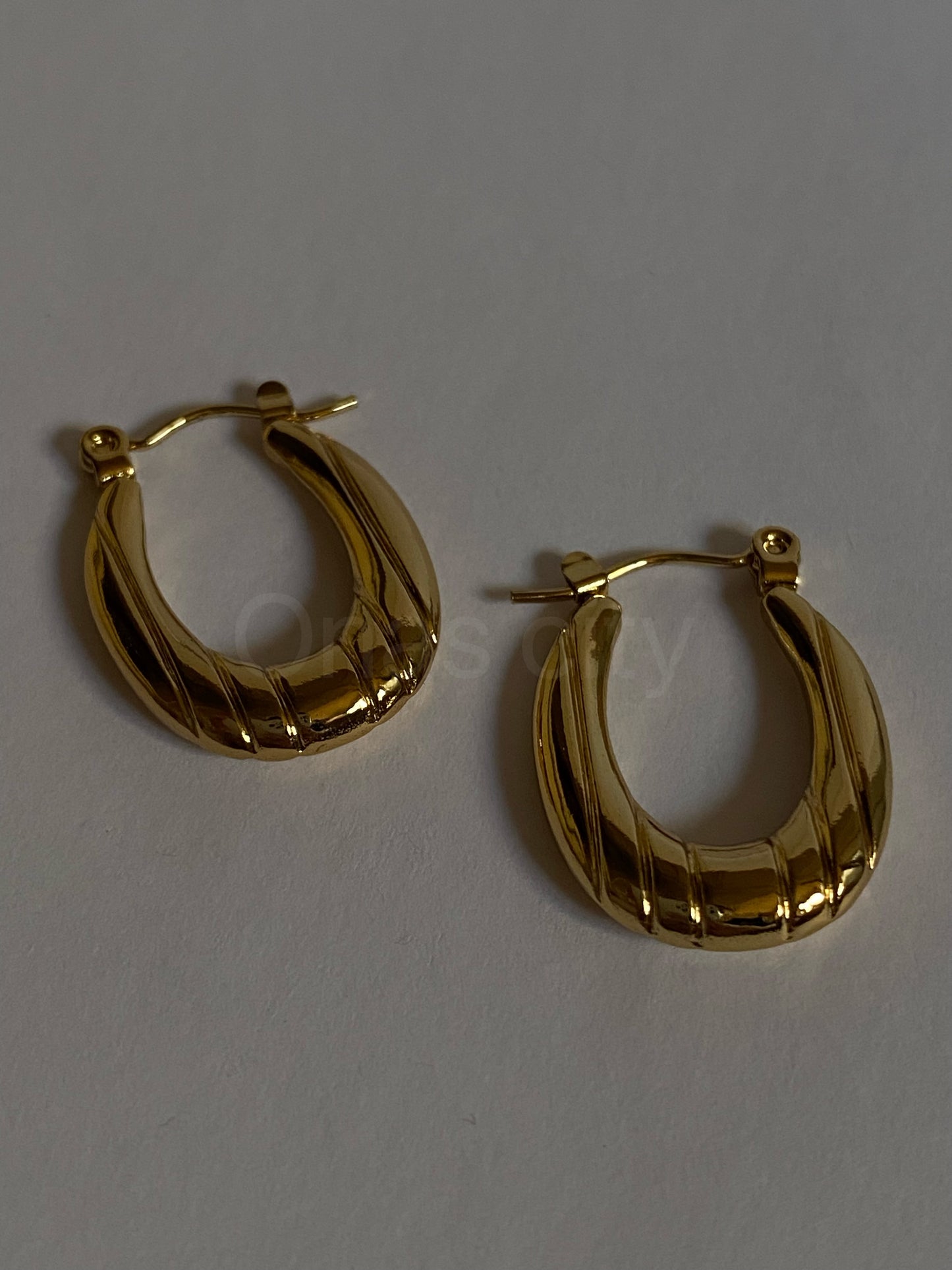 MINIMAL SHRIMP HOOPS