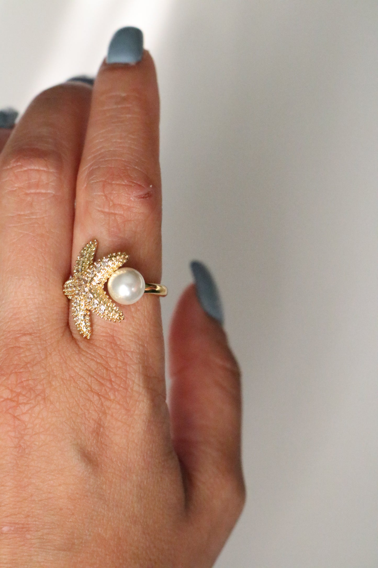 PEARL STAR-FISH RING ( Free size )