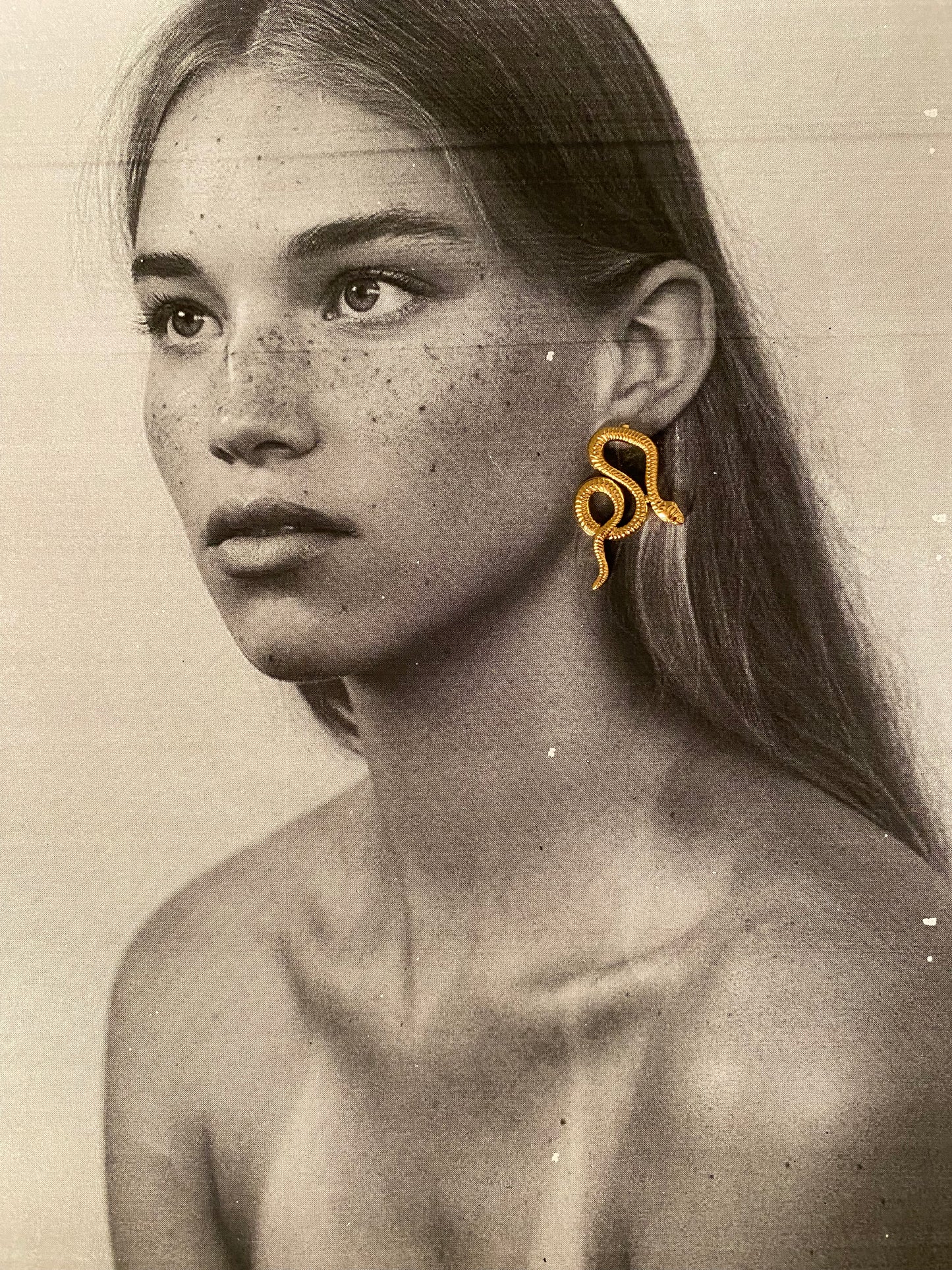SNAKE STUD EARRINGS