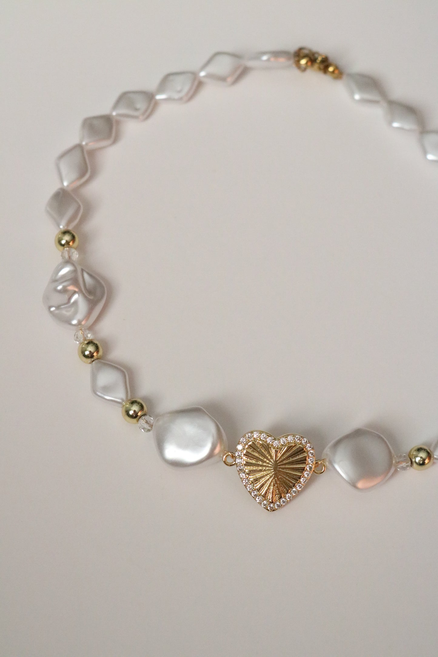 DIAMOND HEART PEARL CHOKER