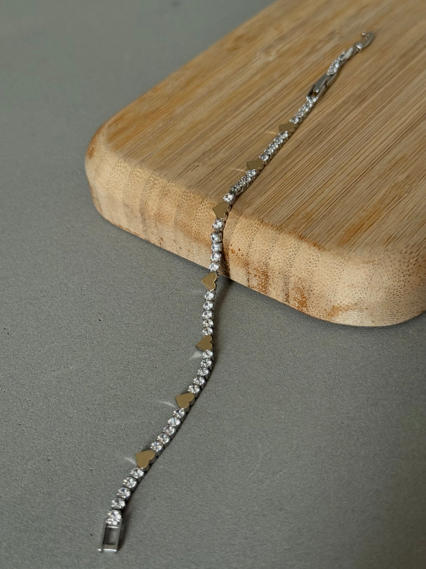 HEART TENNIS BRACELET