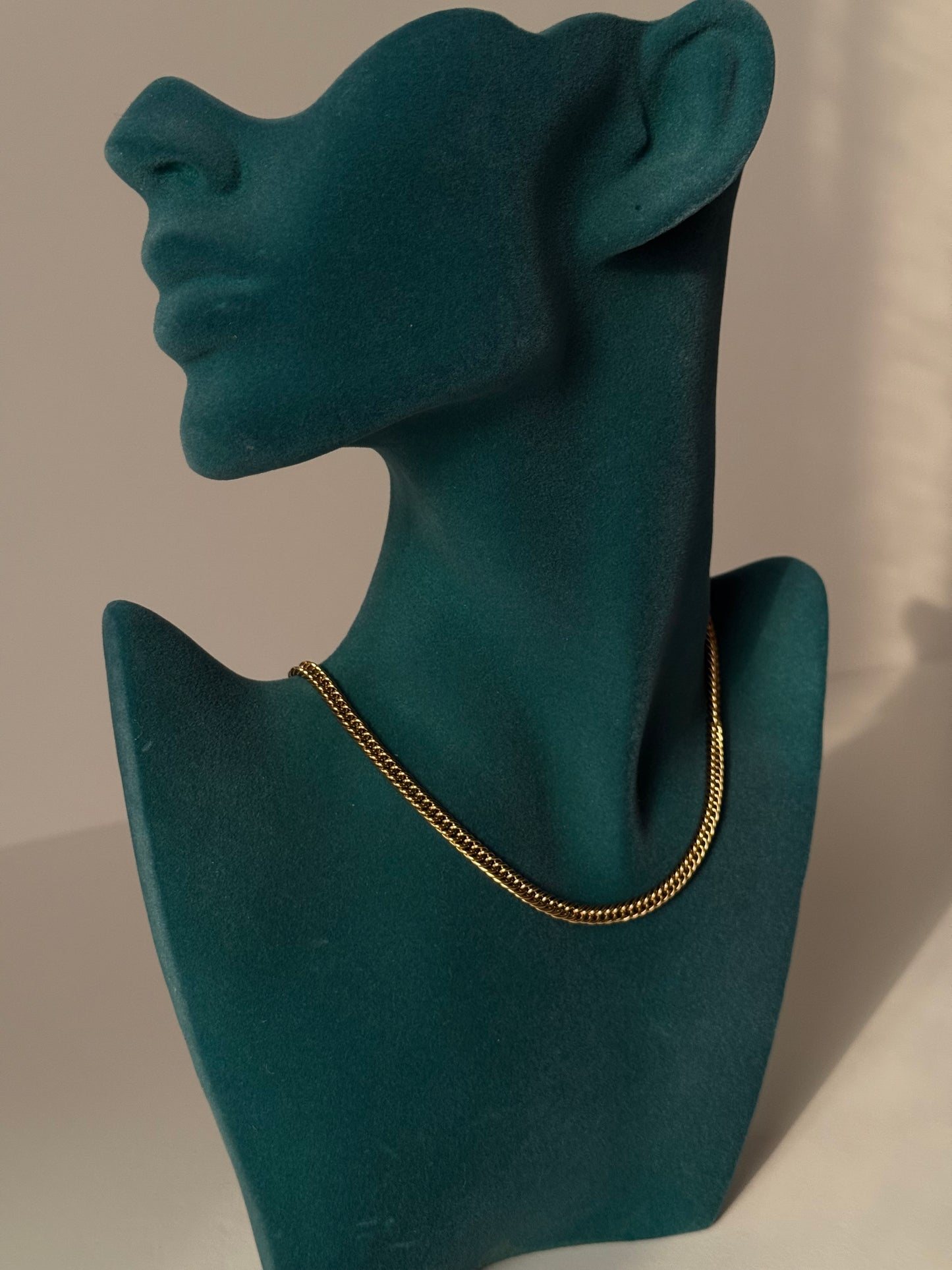 MIAMI CHAIN