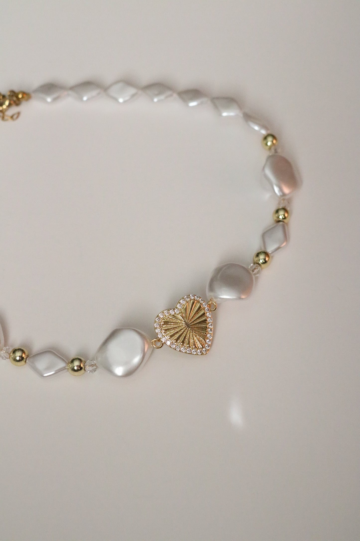 DIAMOND HEART PEARL CHOKER