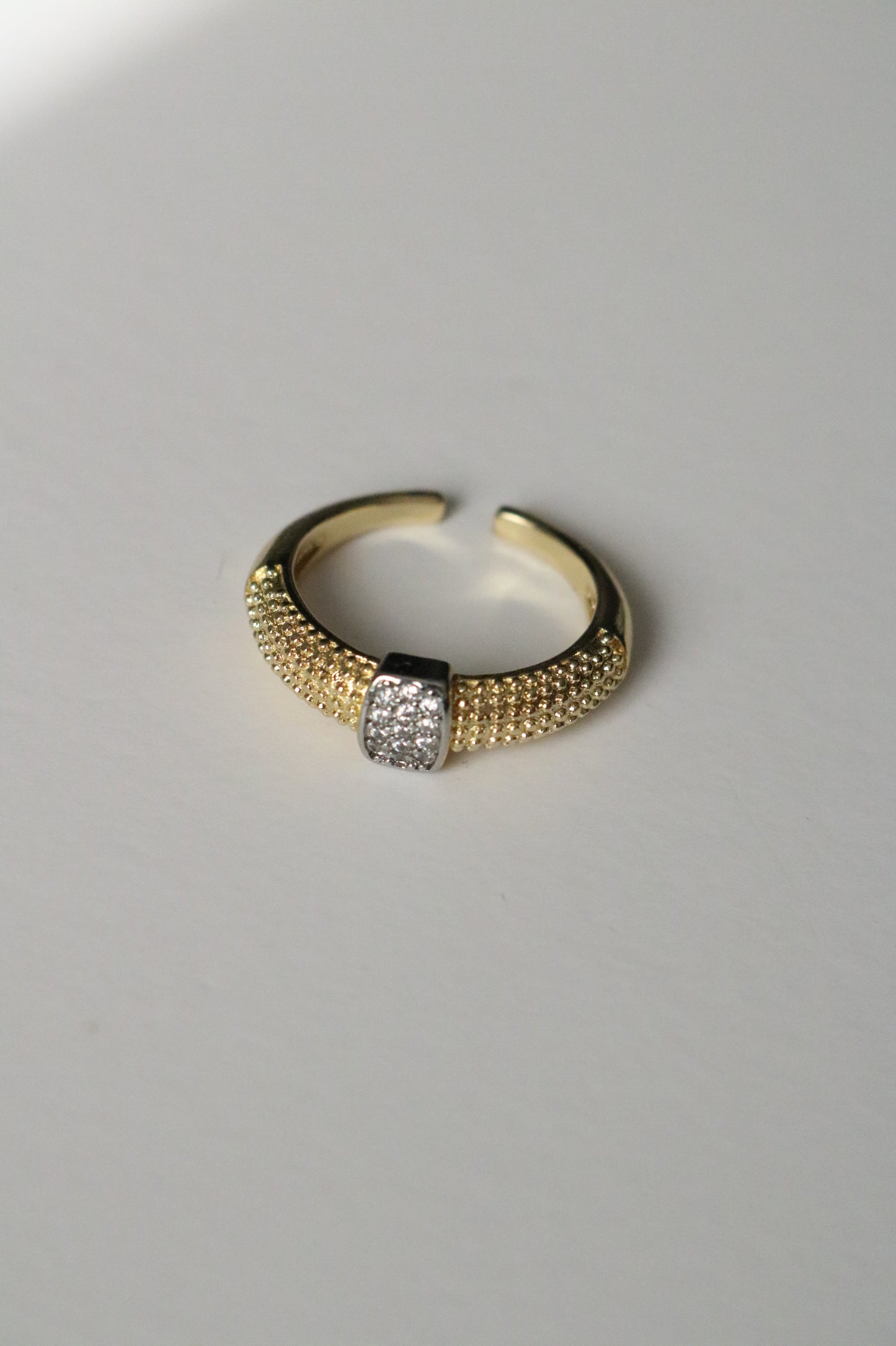 ROME RING ( Free size )
