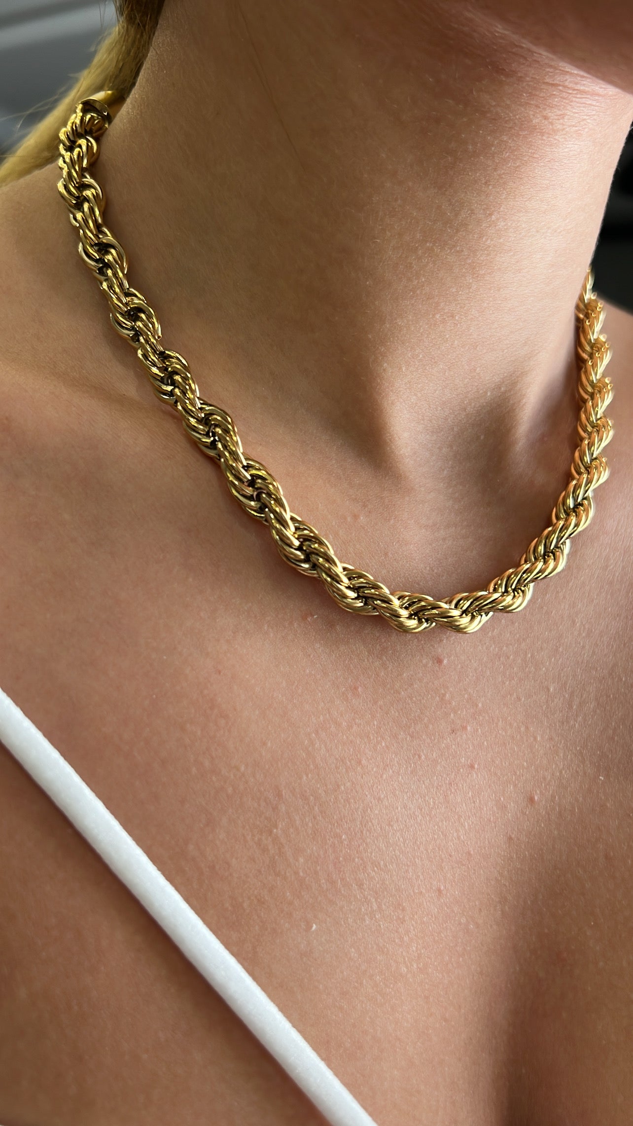 WIDE ROPE CHAIN