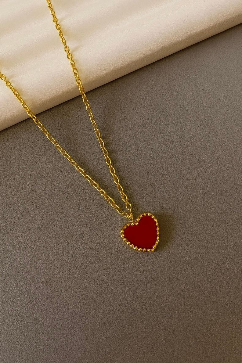 RED HEART NECKLACE