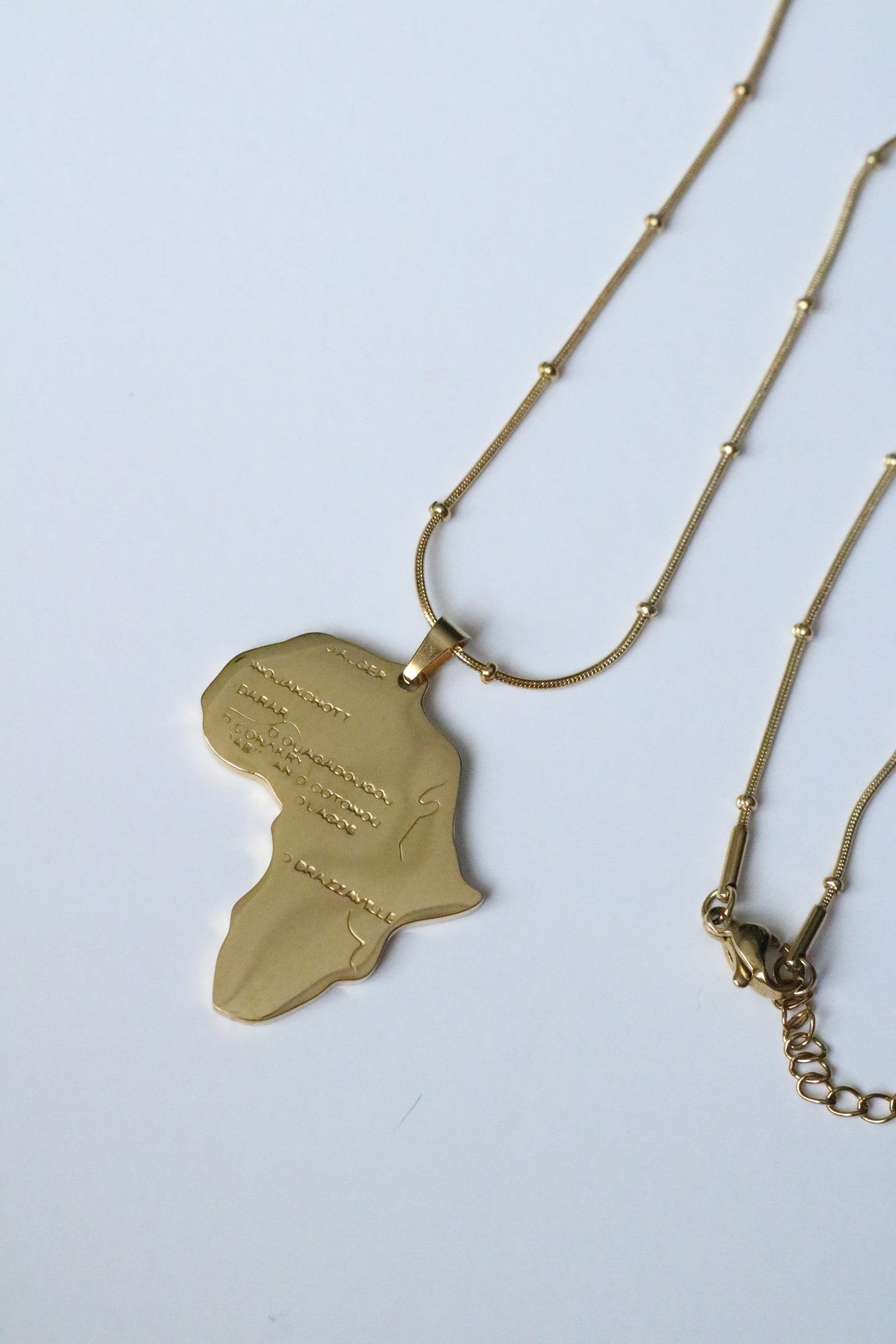 AFRICAN CHAIN