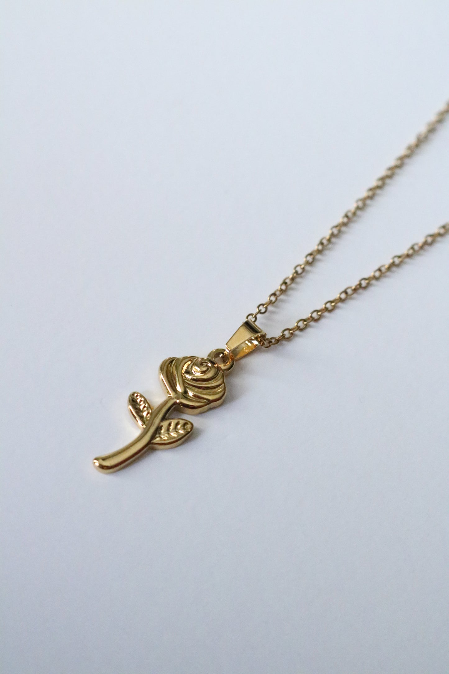 BLOSSOM NECKLACE