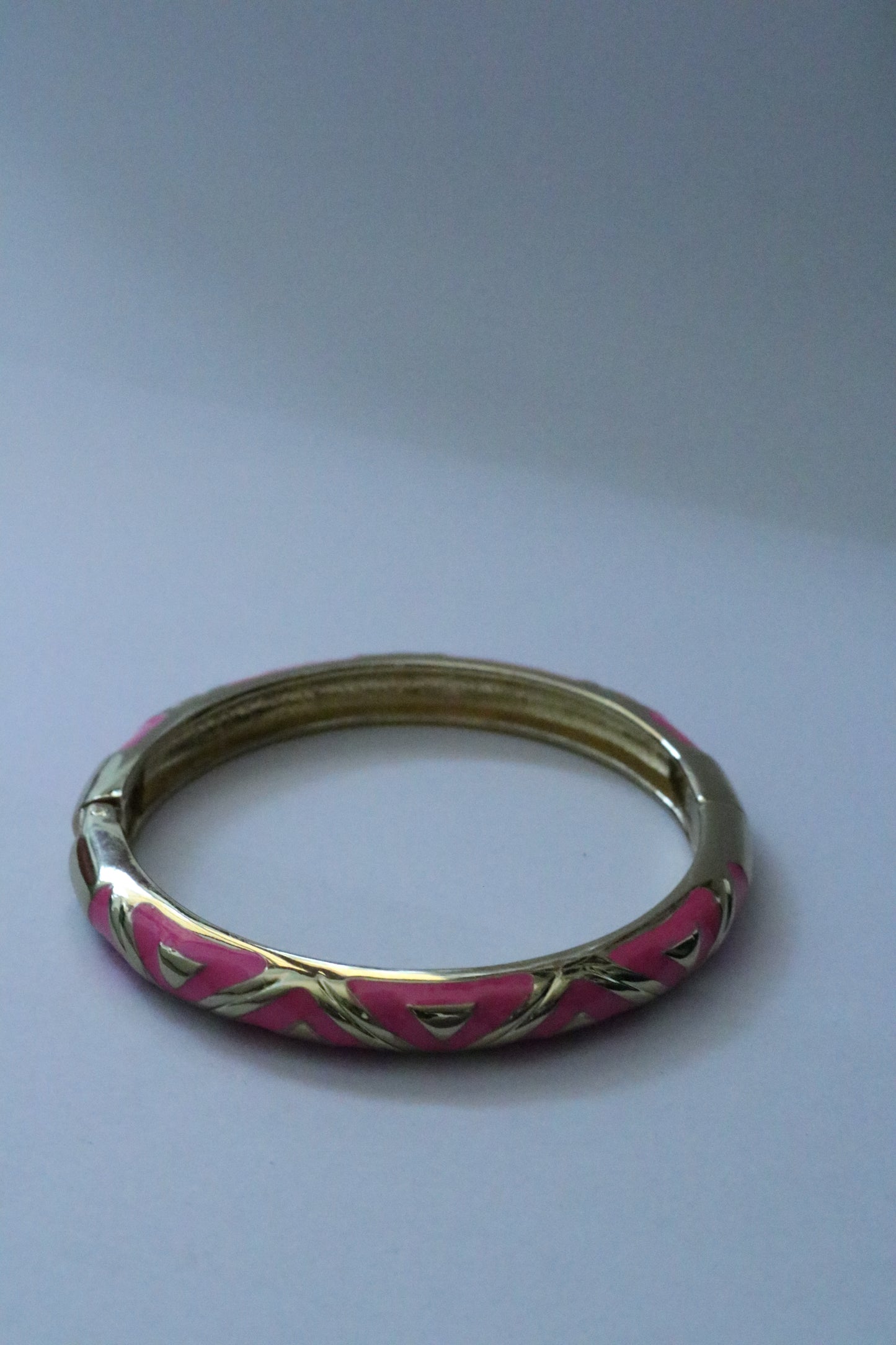 PINK& GOLD CRISSCROSS BANGLE