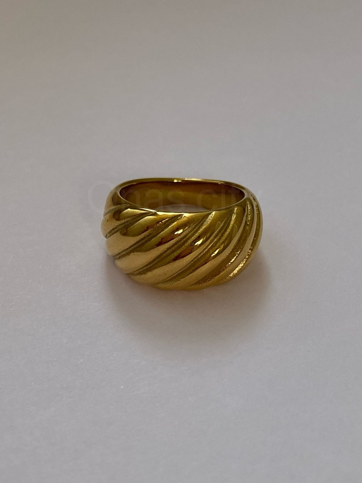 WIDE CROISSANT RING