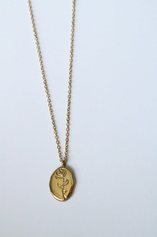 BRITISH ROSE NECKLACE