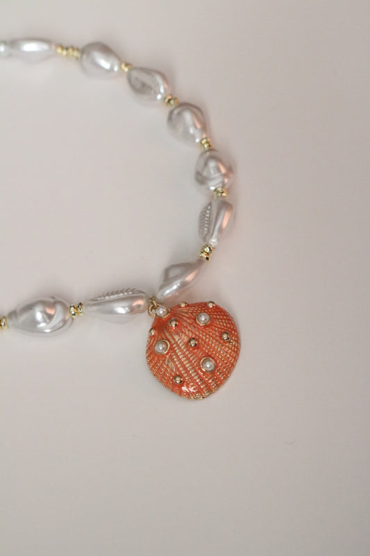 ORANGE SHELL PEARL CHOKER