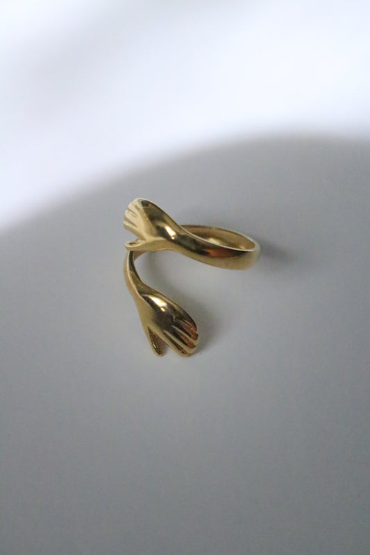 HUG RING