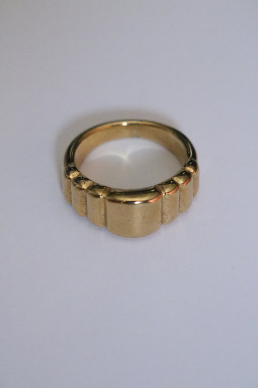 LEON RING