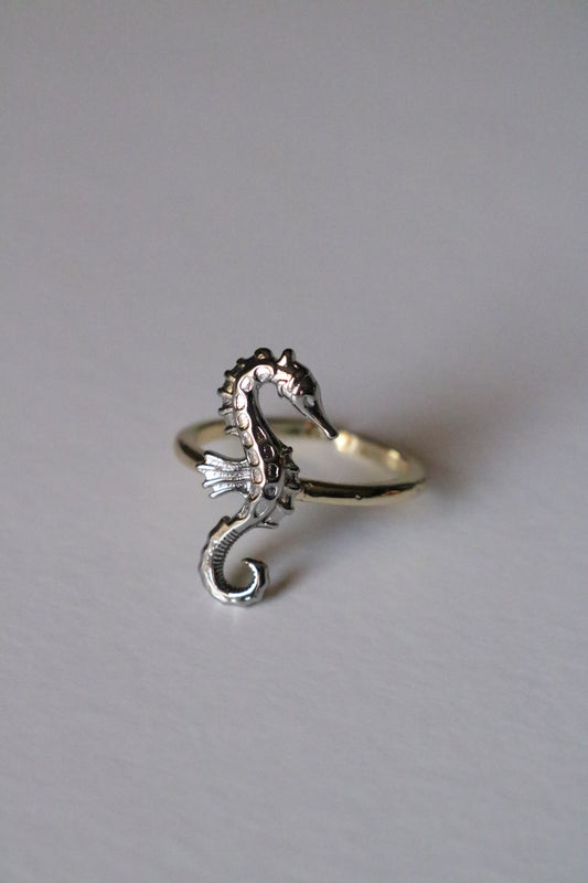 SEAHORSE RING (free size)