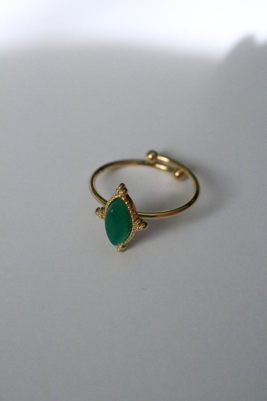 GREEN ONYX RING ( Free size )