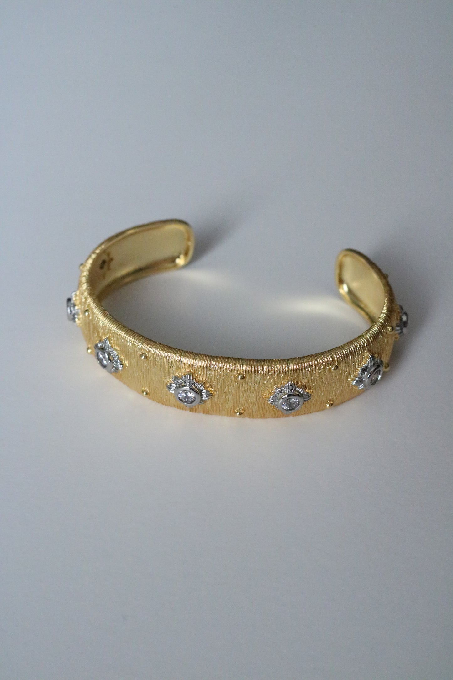 NOBLE CRYSTAL BRACELET