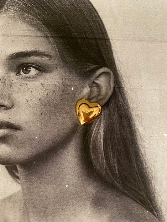 CHUNKY HEART EARRINGS
