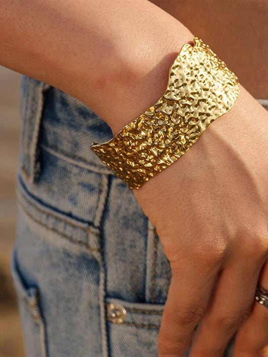 NEW TEXTURE BANGLE (adjustable)