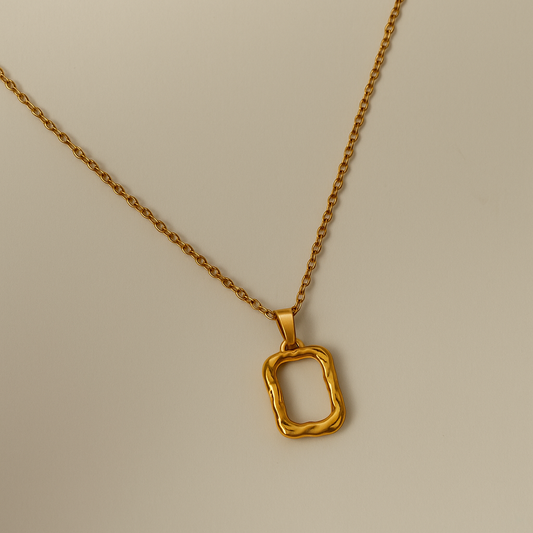 IRREGULAR HOLLOW SQUARE NECKLACE