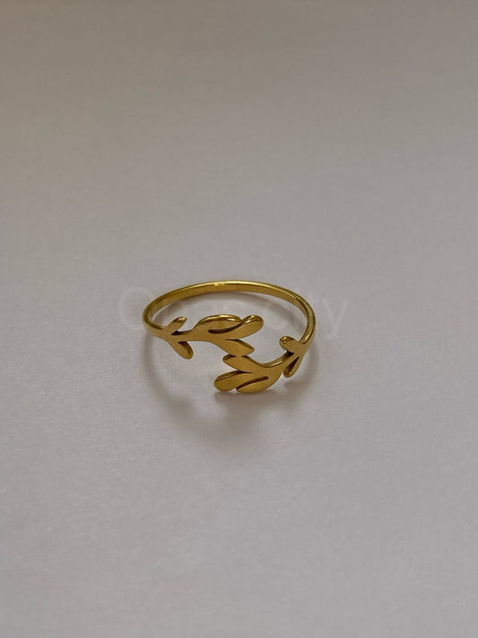 LEAF CUFF RING